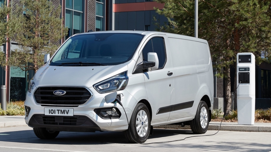 Ford_Transit_PHEV_0919_Ford-1300x731