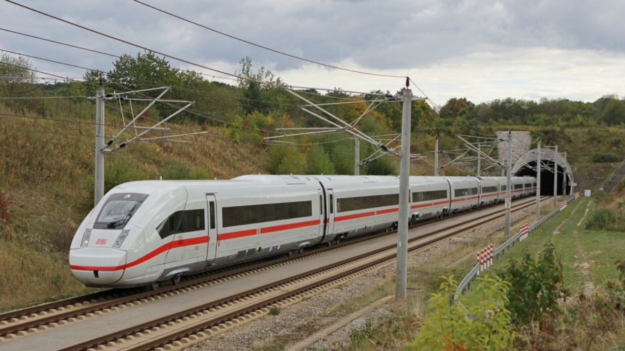 ICE_Bahn_illu_Deutsche_Bahn-1300x731