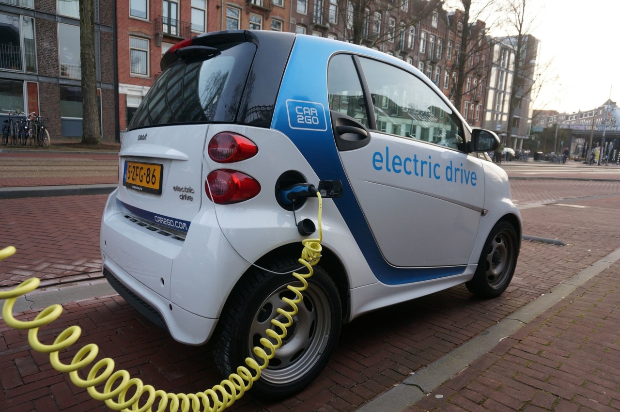 E-Auto-Glossar: Von Akkumulator bis Wechselstrom E-Auto-Glossar: Von Akkumulator bis Wechselstrom