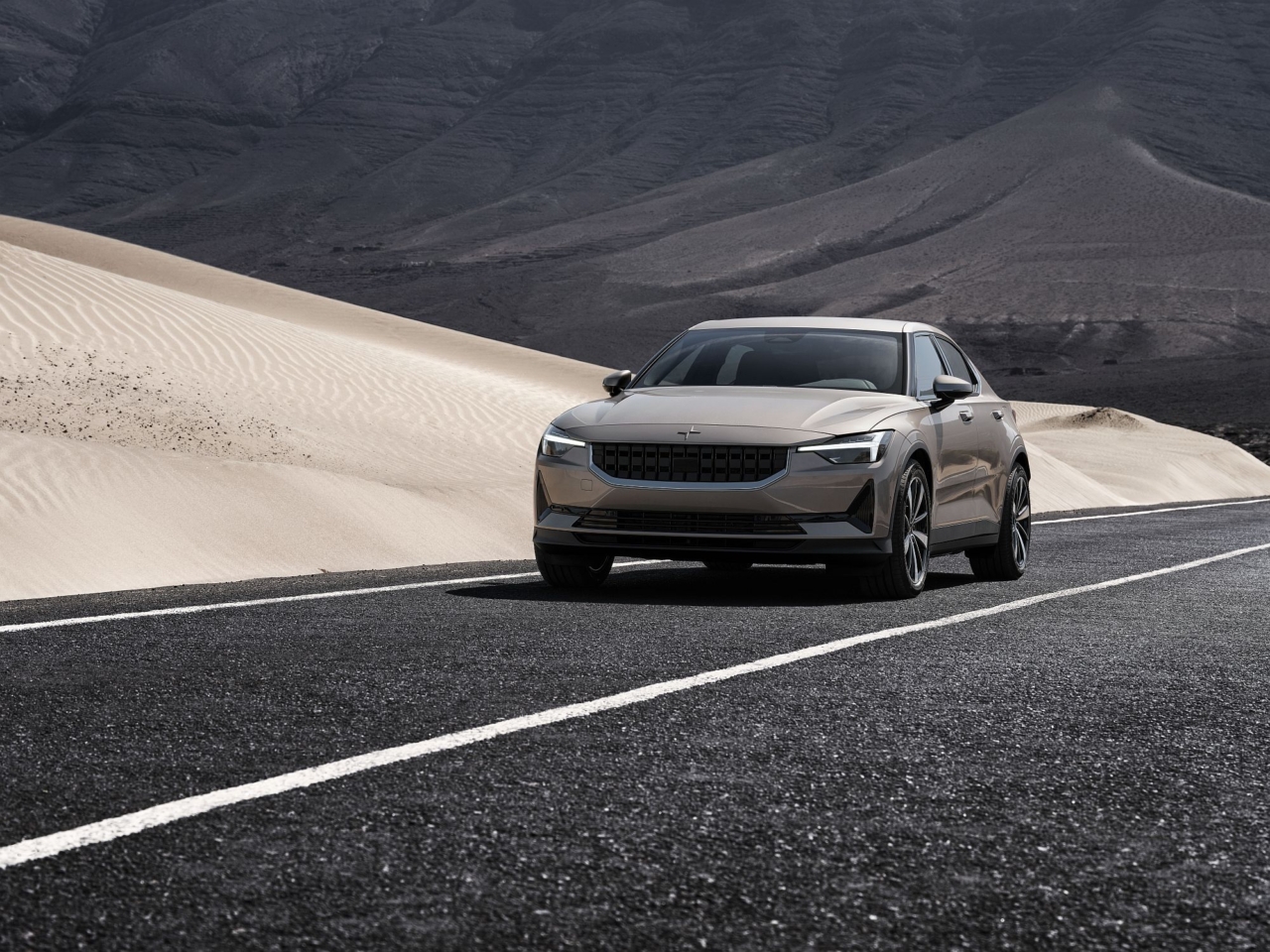 Den Polestar 2 gibt es nun ab 41.930 Euro Den Polestar 2 gibt es nun ab 41.930 Euro