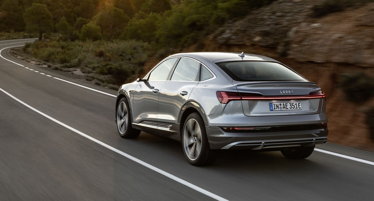 Audi e-tron Sportback: Der Heck-Trick Audi e-tron Sportback: Der Heck-Trick