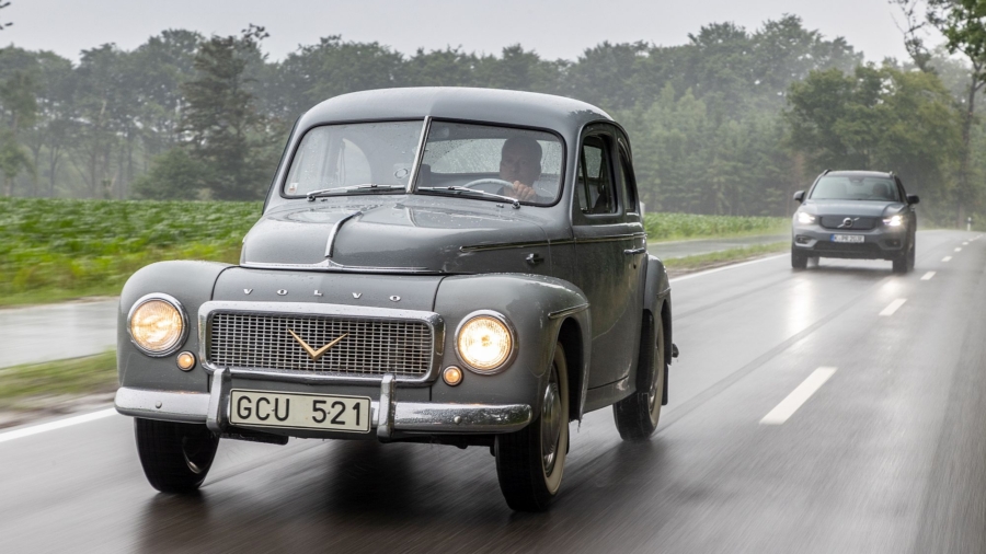 Volvo PV 444