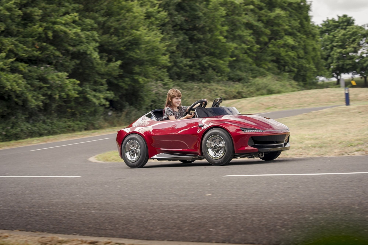 Firefly Sport EV: Racing für Kids Firefly Sport EV: Racing für Kids