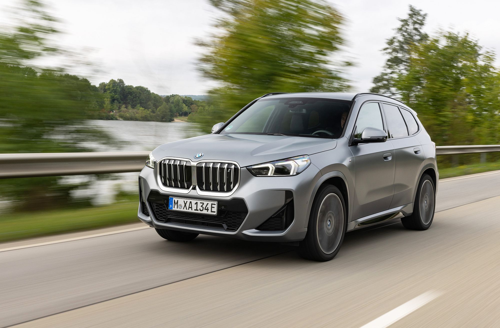 BMW iX1: Strom für den kompakten SUV – Puls Magazin