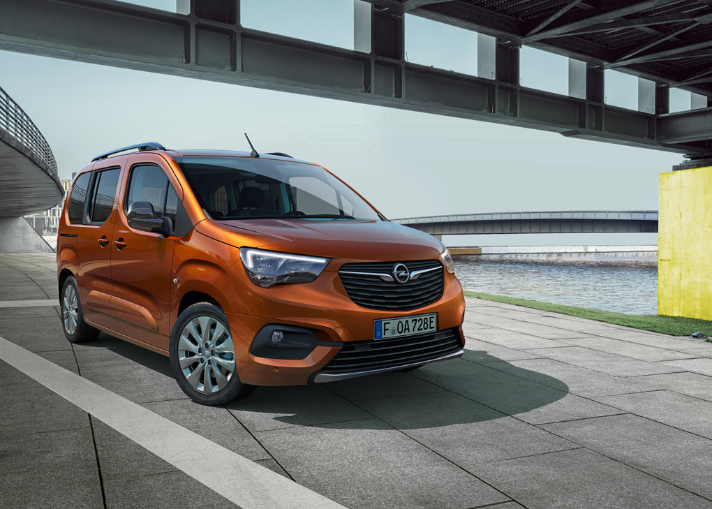 Blick von vorne: der Opel Combo-e Life. Foto: S-PX