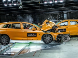 Crashtest E-Auto