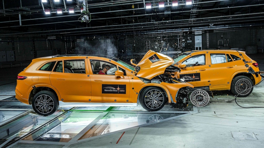 Crashtest E-Auto