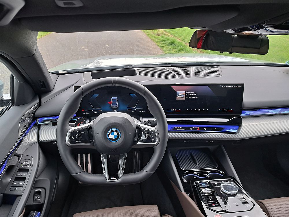 BMW i5