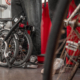 Klappbare Fahrräder lassen sich meist problemlos in einer Ecke, in einem Zwischenraum oder in den Gepäckbereichen abstellen