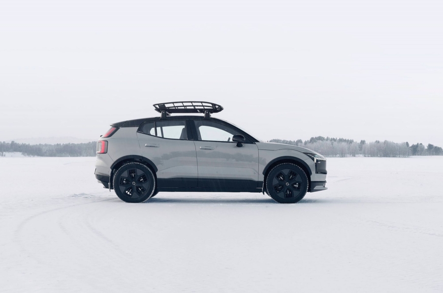 EX30 Cross Country
