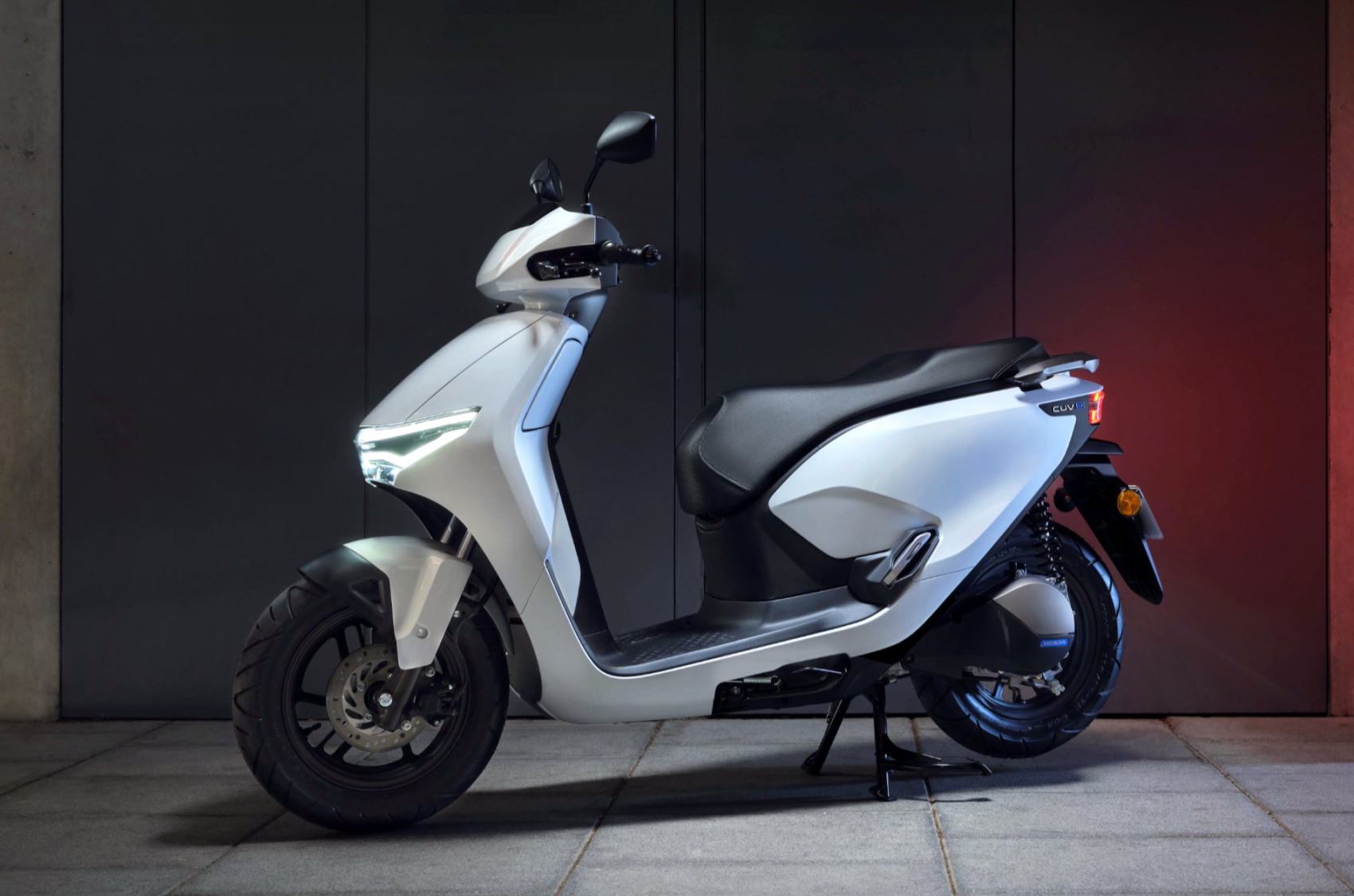 Honda greift in diesem Jahr mit dem CUV :e elektrisch in der 125er-Klasse an. Foto: Honda