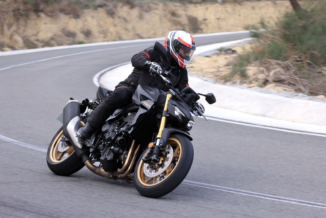 Honda CB 1000 Hornet: Jede Menge Motorrad Honda CB 1000 Hornet: Jede Menge Motorrad