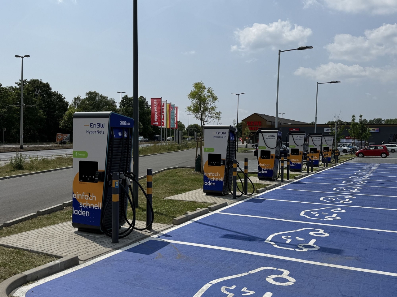 EnBW eröffnet Ladepark in Braunschweig EnBW eröffnet Ladepark in Braunschweig