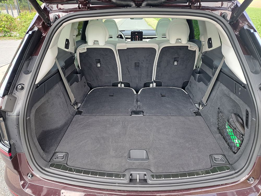 Volvo EX90
