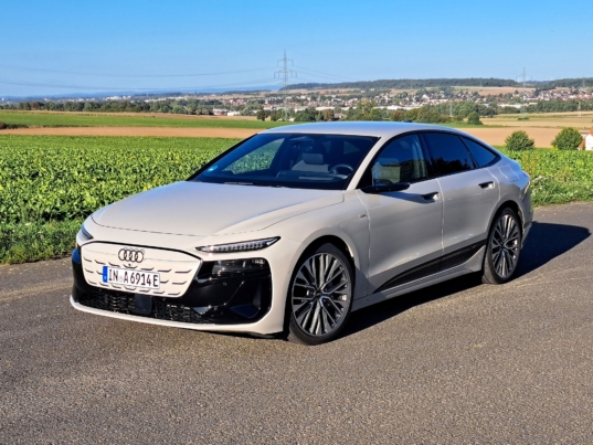 Audi A6 etron