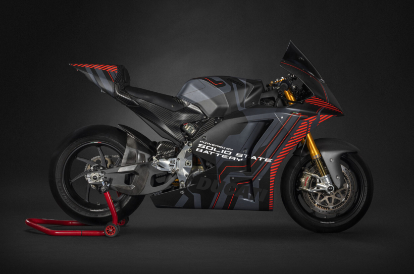Ducati mit Feststoffbatterie: Die neue Zelltechnologie soll in Hinblick auf Leistungsdichte und damit Reichweite und Gewicht deutliche Vorteile bieten. Foto: Ducati
