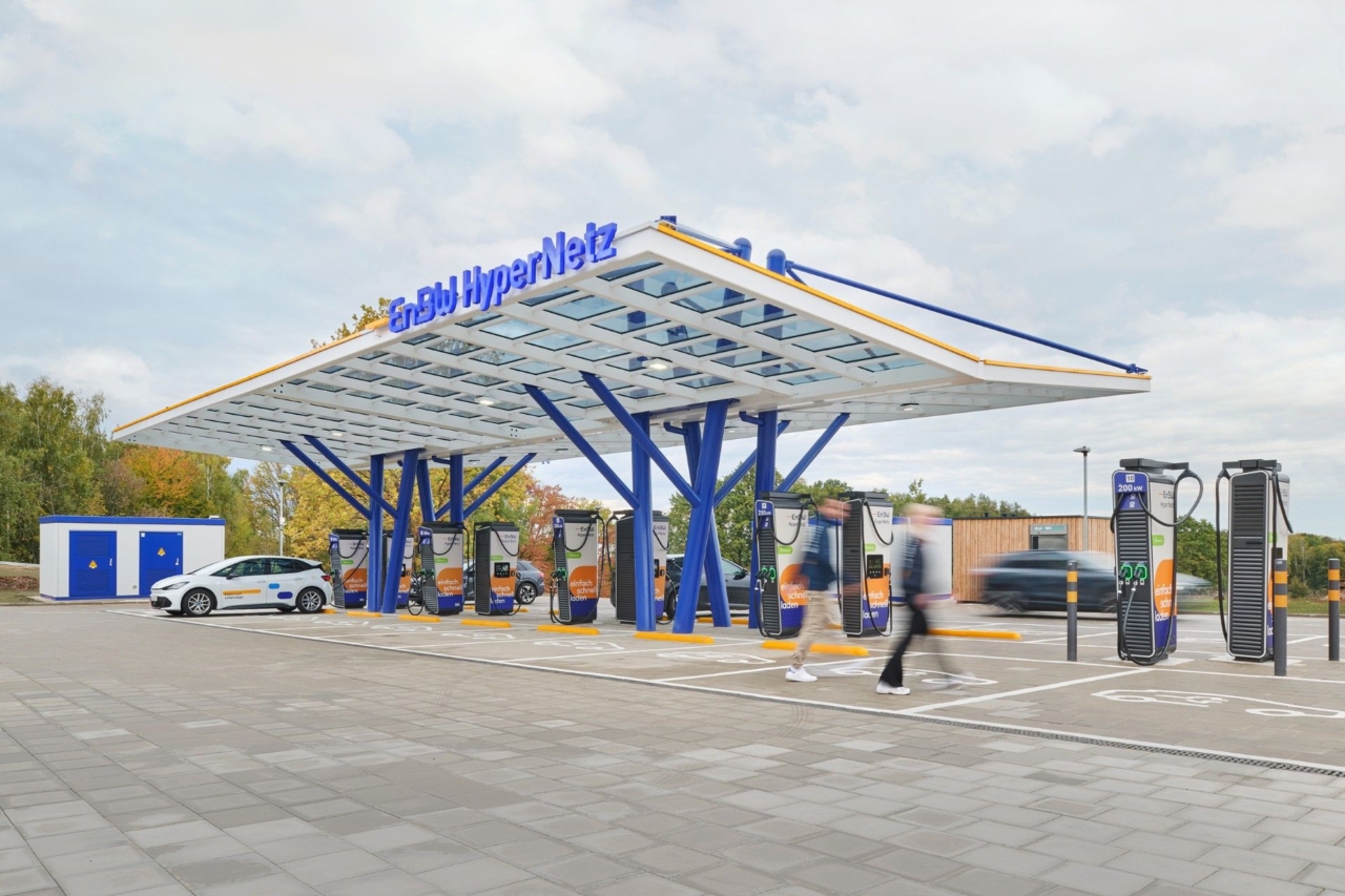 EnBW-Ladepark: Strom direkt von der PV-Anlage EnBW-Ladepark: Strom direkt von der PV-Anlage