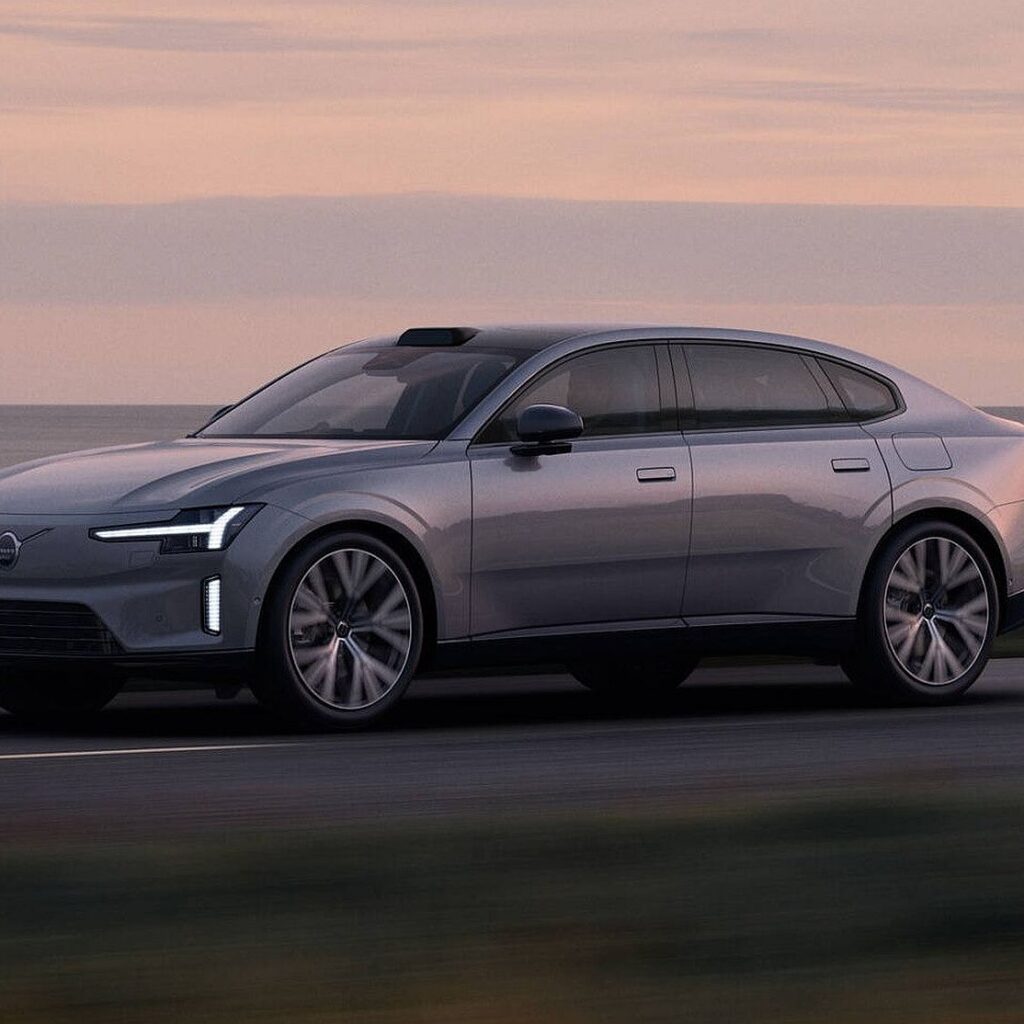 Volvo ES90: Unter Hochspannung Volvo ES90: Unter Hochspannung