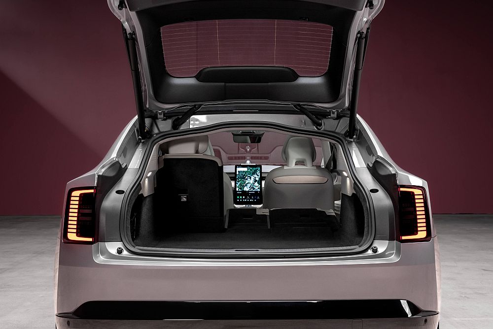 Volvo ES90
