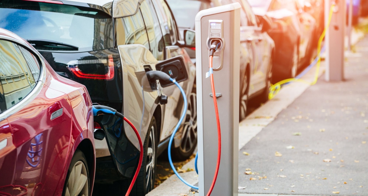 Die Regierung begräbt das E-Auto-Ziel