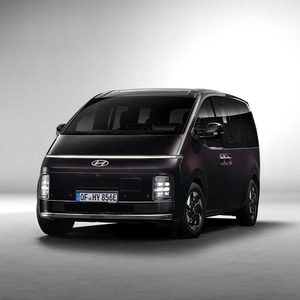 Hyundai Staria bald auch mit E-Antrieb