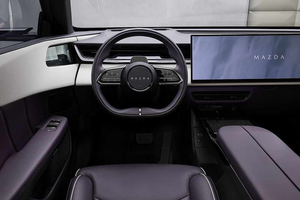 Mazda CX-6e