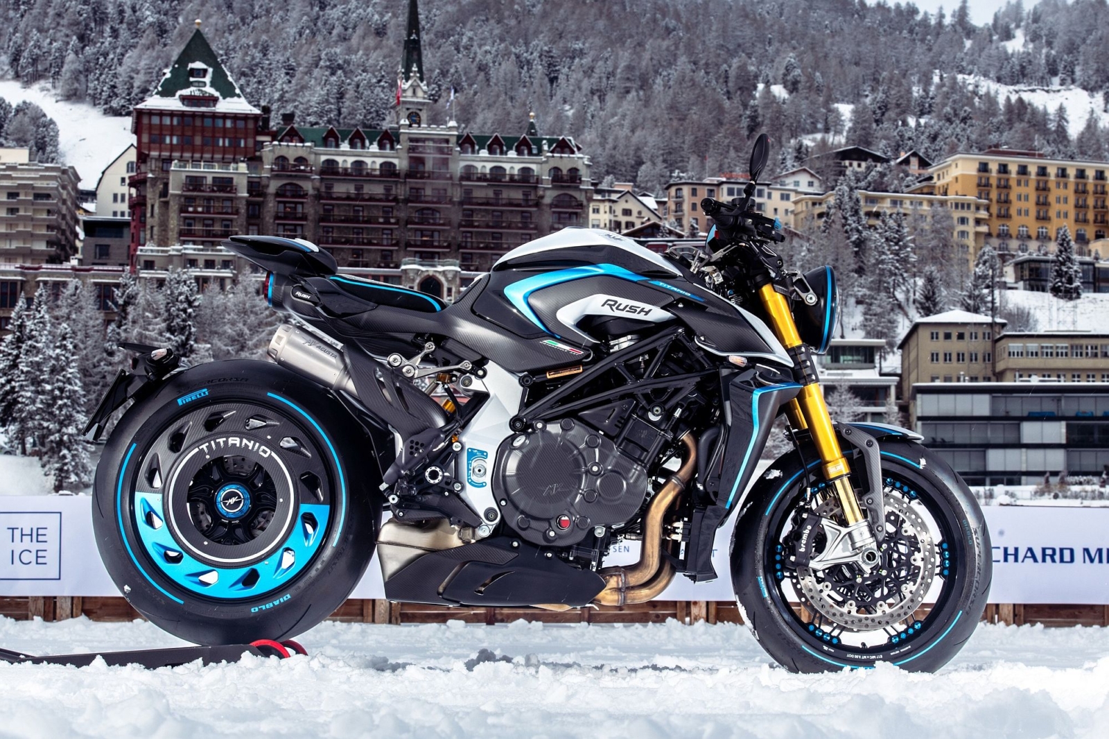 MV Agusta stellt die Rush Titanio vor