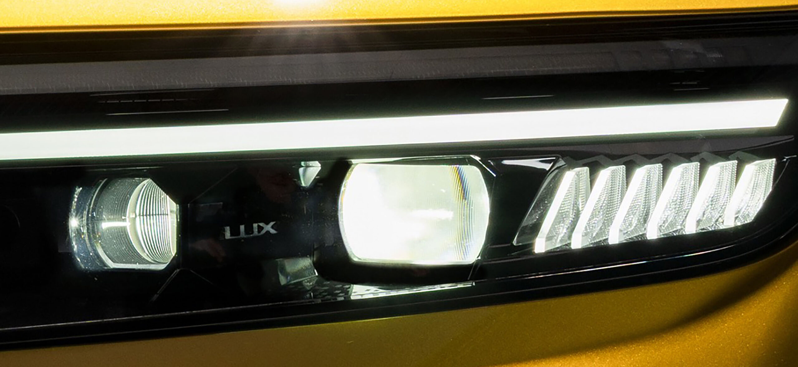 Besonders stolz ist Opel auf das neue Licht. 