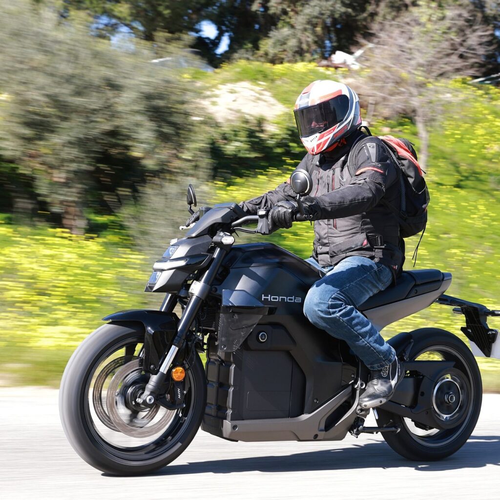 Honda WN7: Stromer für den Spaß