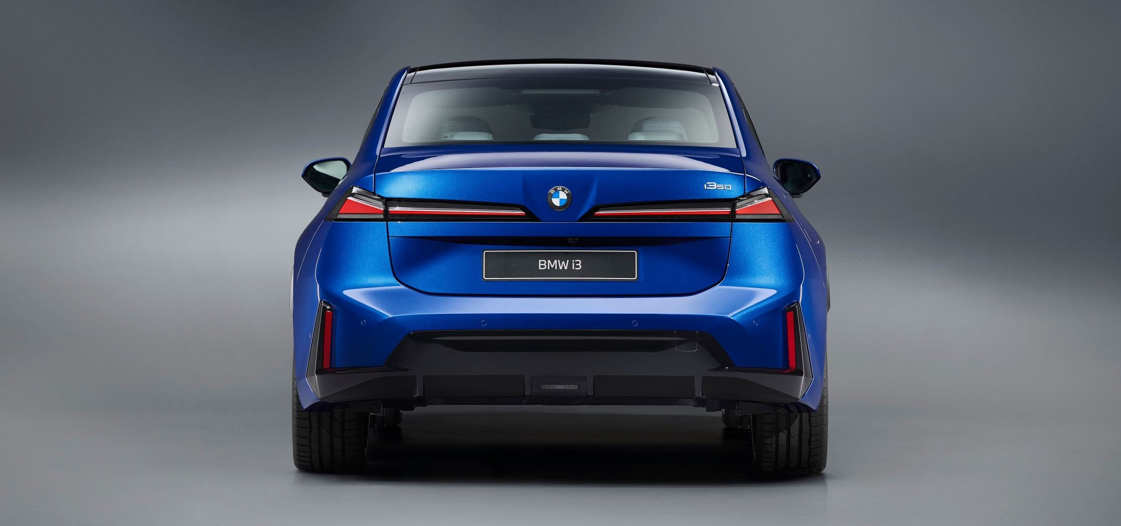 Zum Start gibt es nur eine Antriebsvariante.