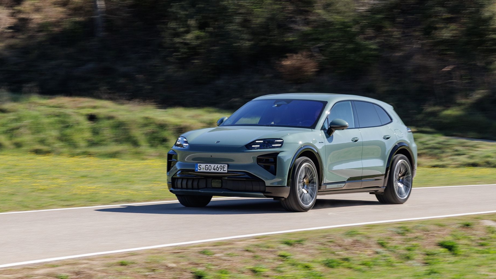 Porsche Cayenne Electric