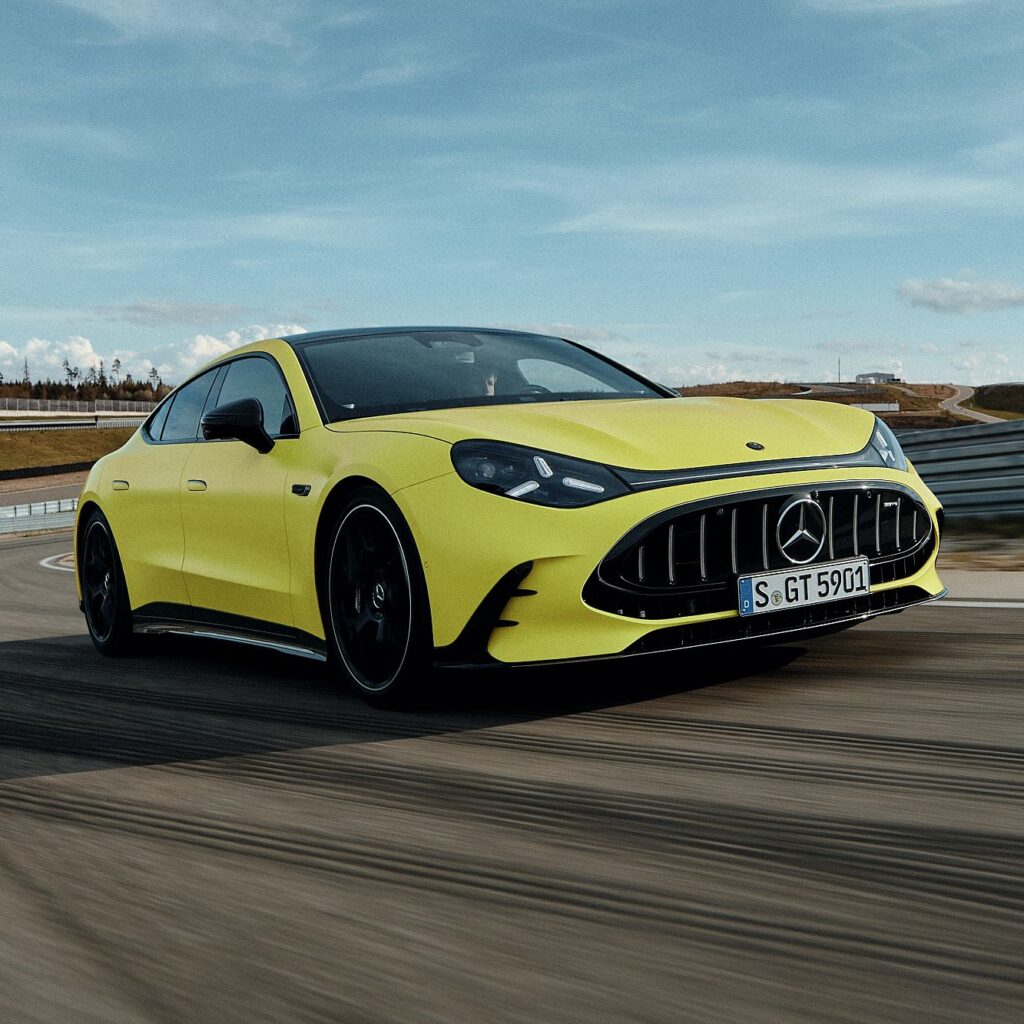 Power ohne Ende: AMG enthüllt GT 4-Türer-Coupé