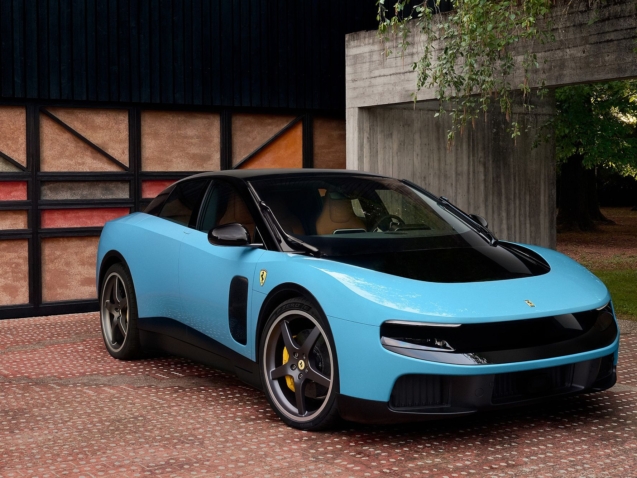 Ferrari Luce