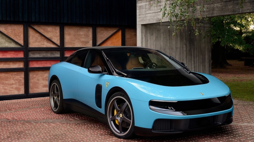 Ferrari Luce