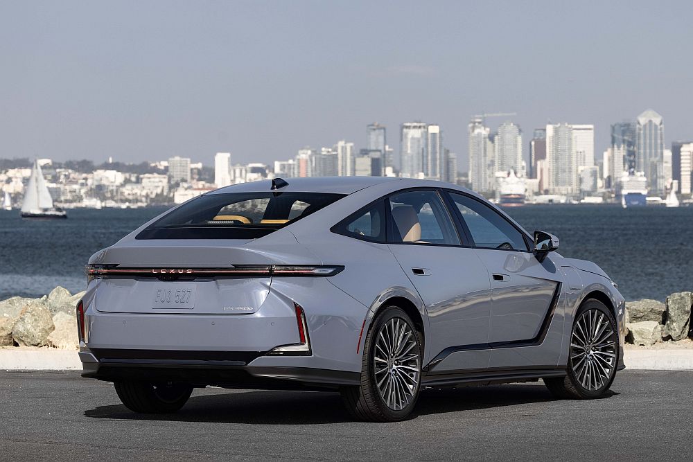 Lexus ES 350e