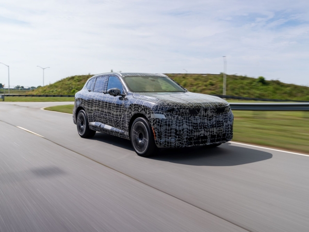 BMW iX5