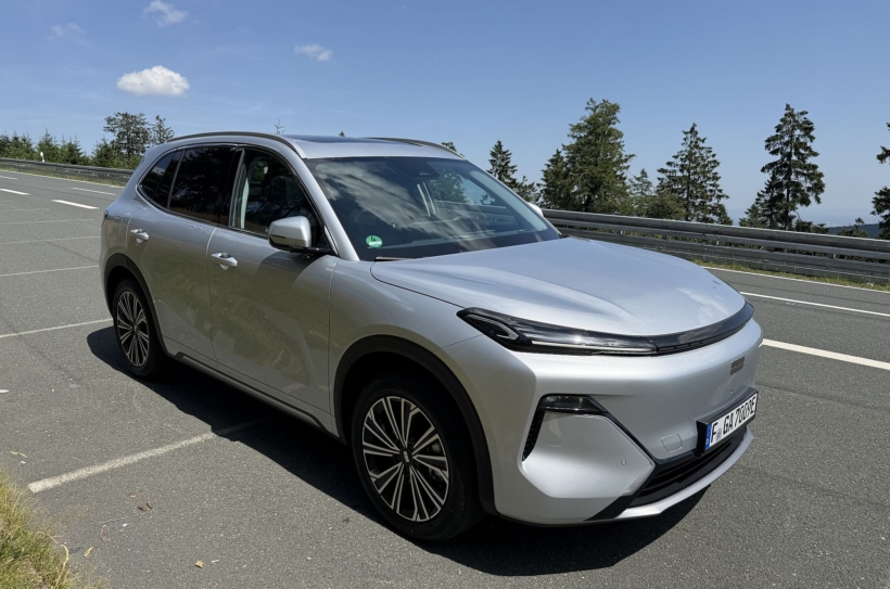 Geely E5