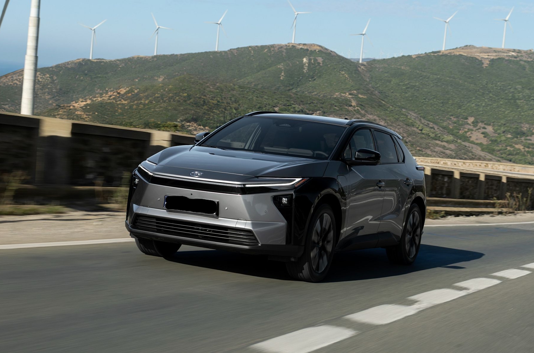 Test Toyota bZ4X