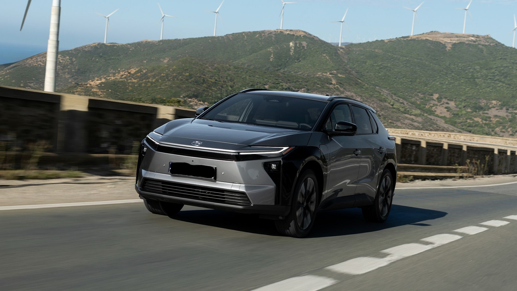 Test Toyota bZ4X