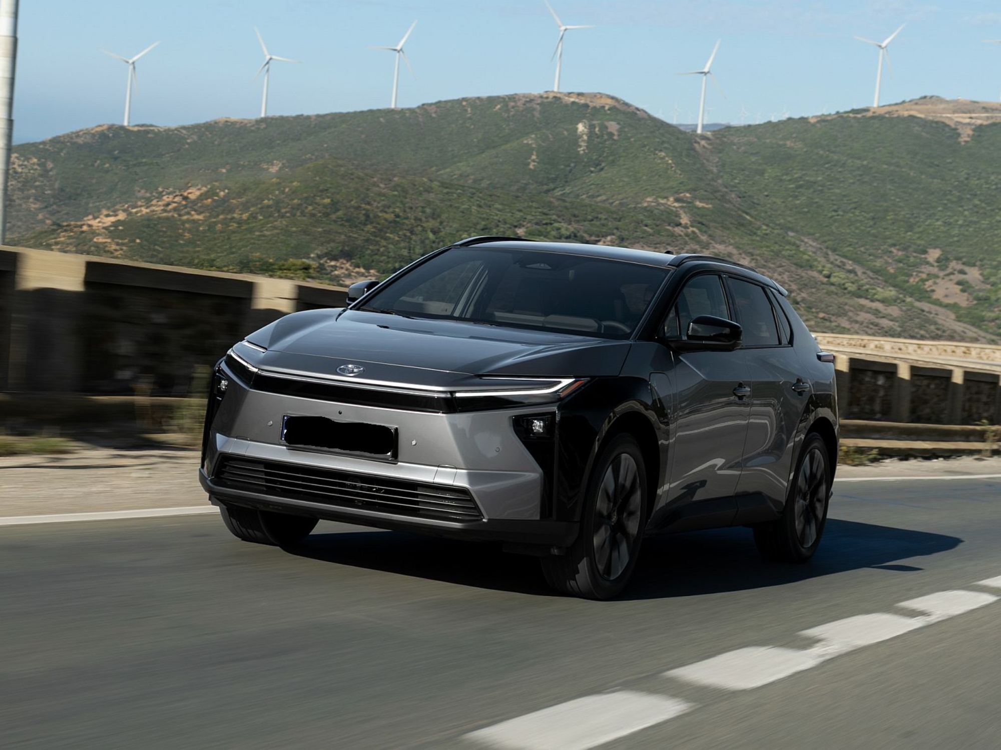Test Toyota bZ4X