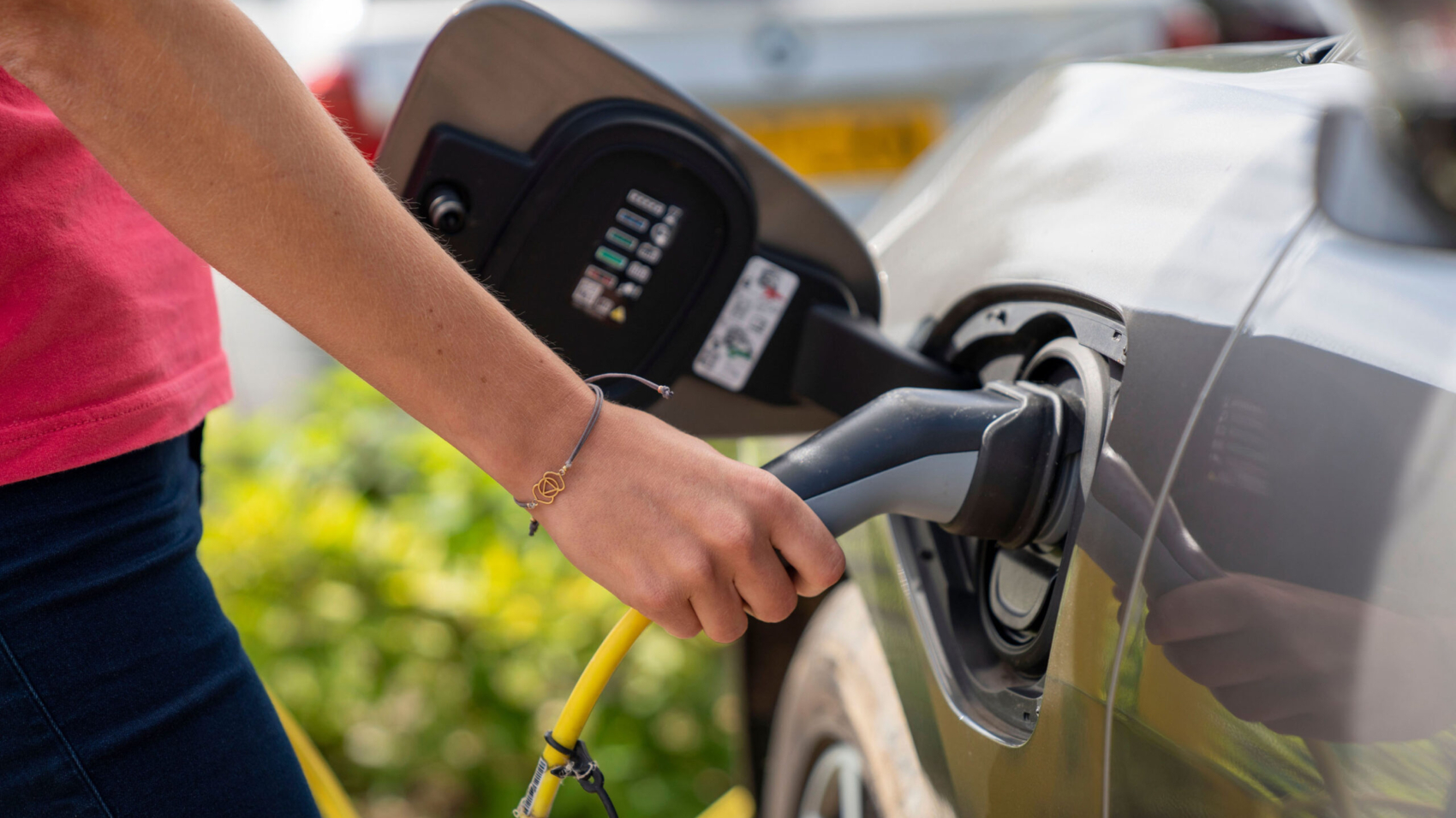 Beim Kauf eines gebrauchten E-Autos gibt es Besonderheiten zu beachten. Foto: SP-X