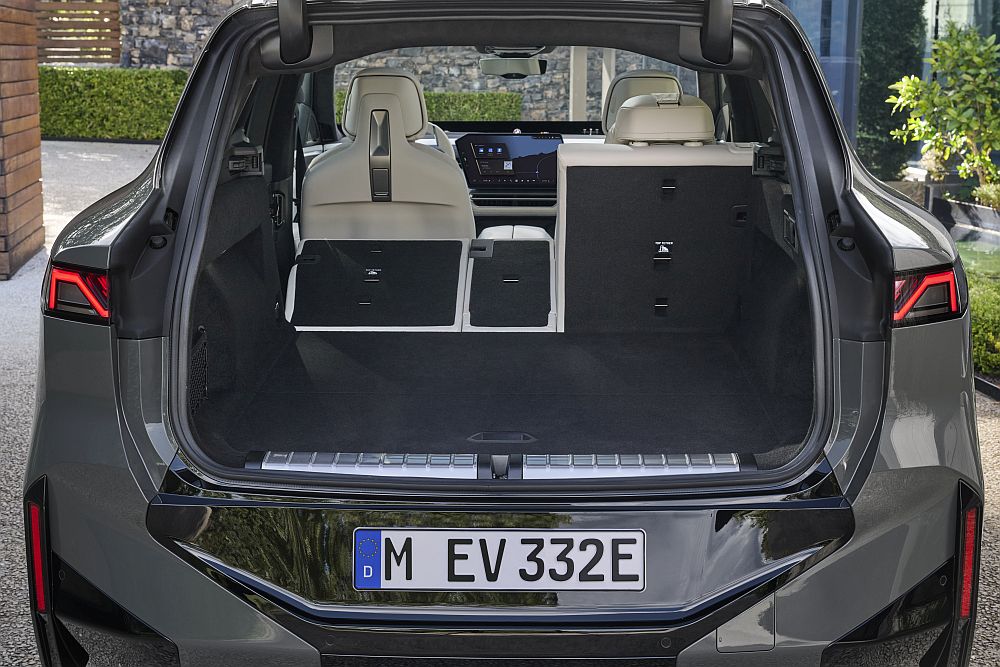 BMW iX5