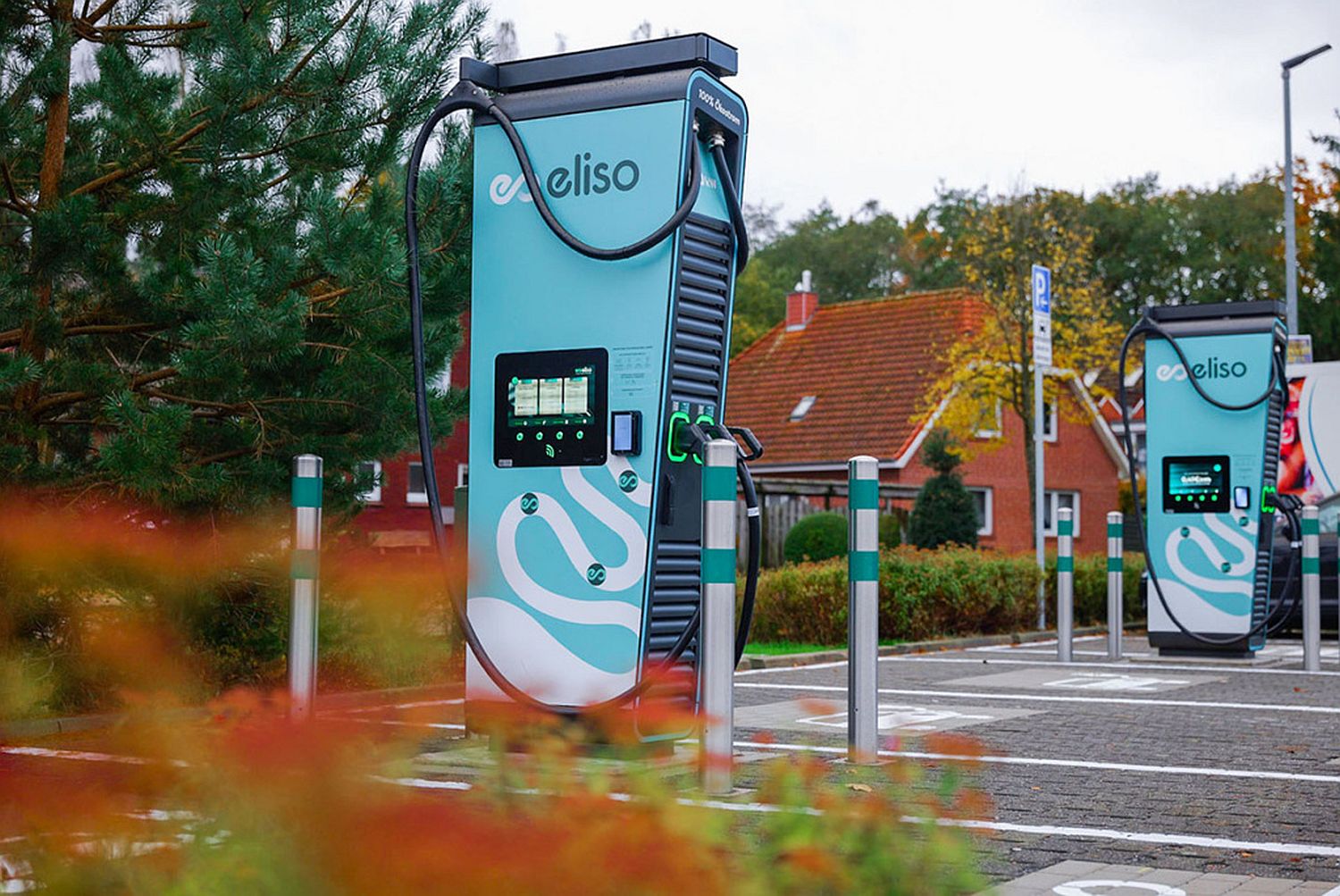 Eliso baut 78 Ladepunkte an Fachmarktzentren