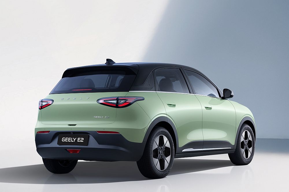 Geely E2