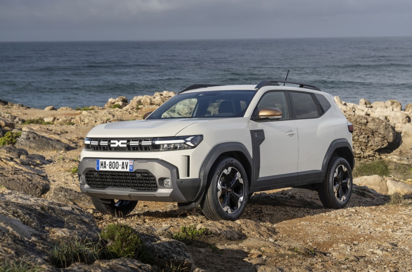 Dacia Tribrid Duster