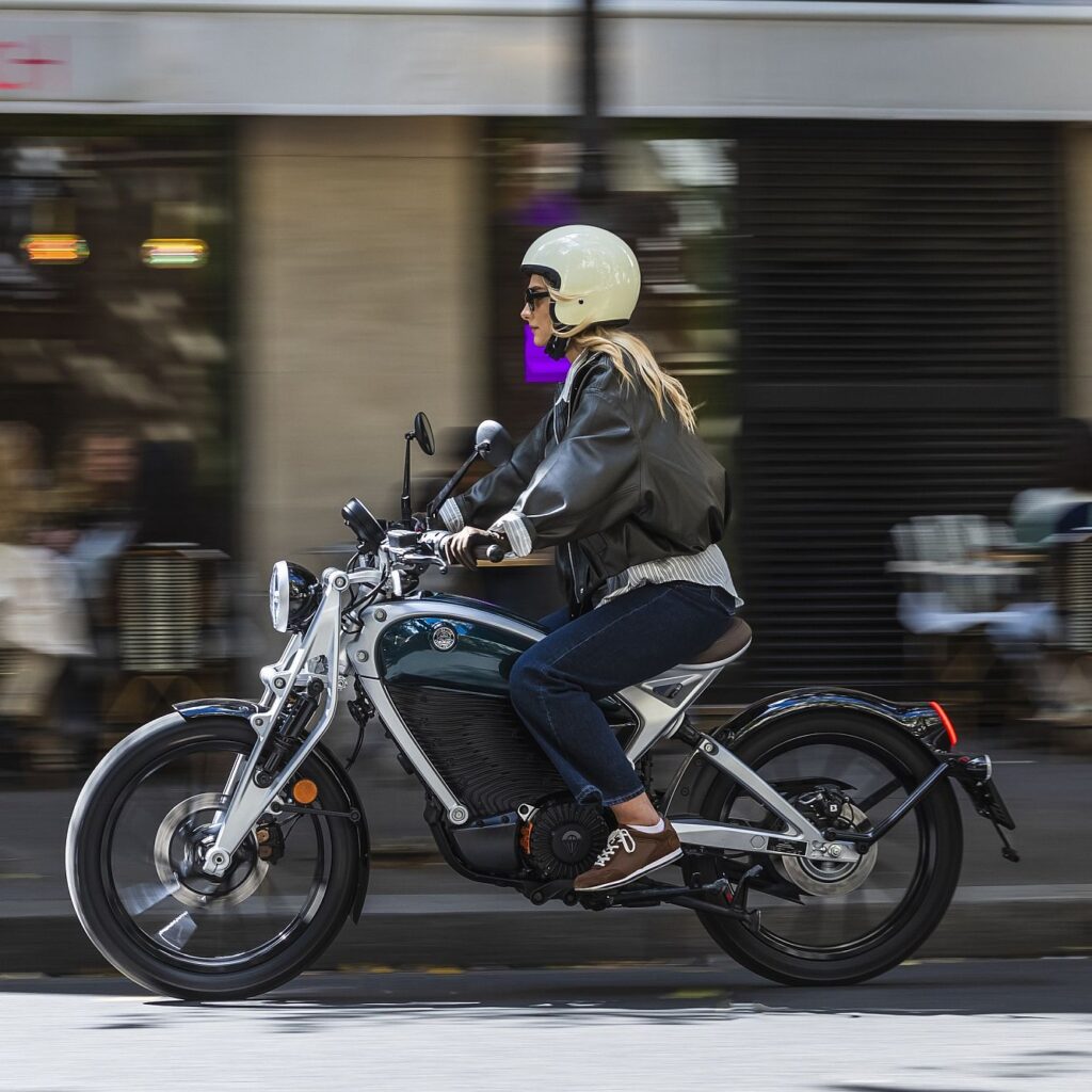 Die Royal Enfield Flying Flea startet im Oktober