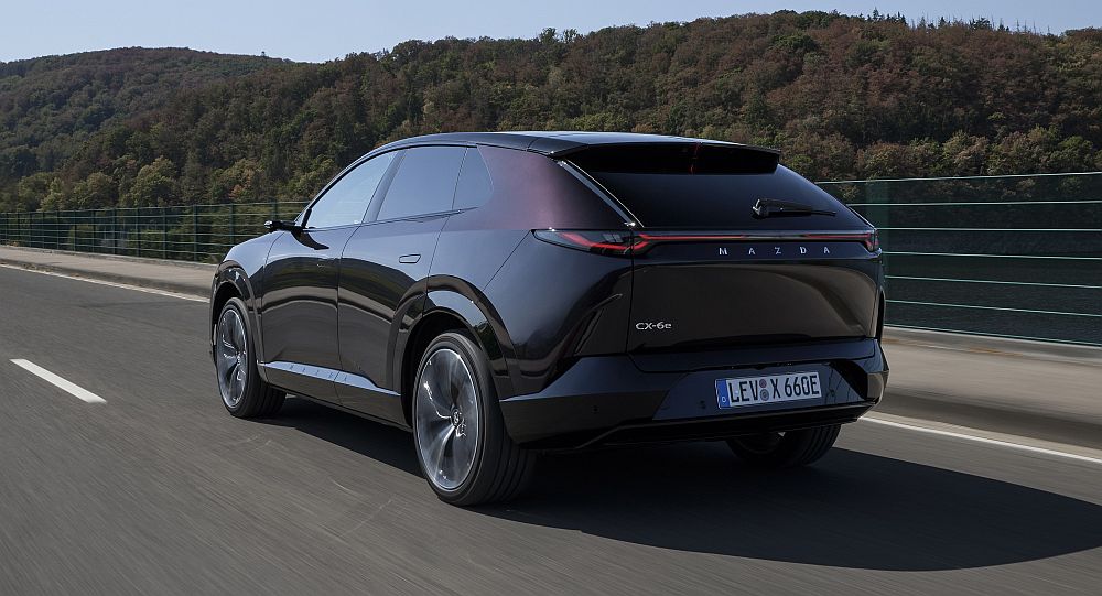 Mazda CX-6e