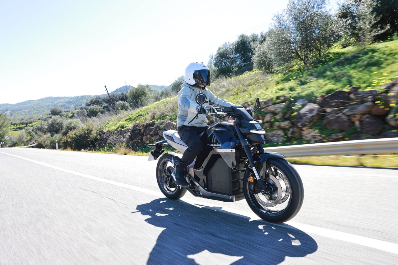 Honda WN7: Stromer mit klaren Grenzen