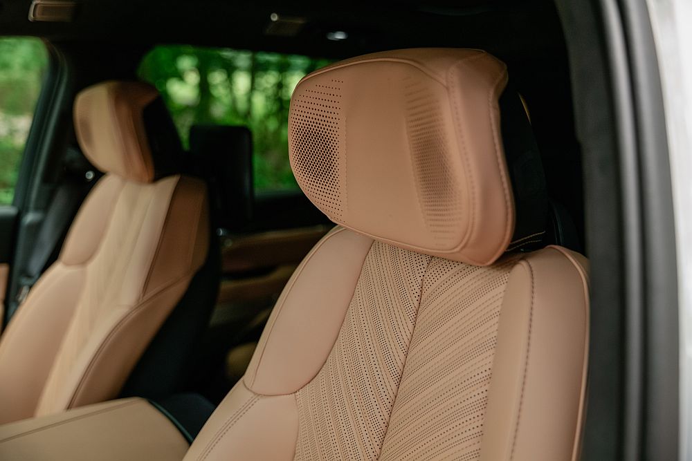 Cadillac Escalade IQ